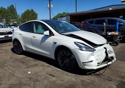 2022 Tesla Y, uszkodzenie: Przód, Copart lot 57973386, zdjęcie 4 z 6