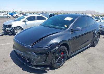 2026 Tesla Model Y Premium Rear-wheel Drive/rear-wheel Drive, daño Frontal izquierdo, Iaai lote 45574322, foto 6 de 6