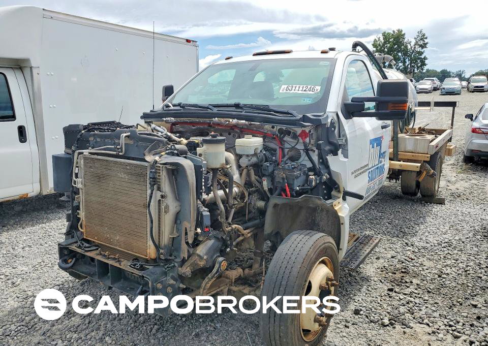 2022 Chevrolet 5500hd - Utility / Service Truck, Front End damage, Copart lot 63111246