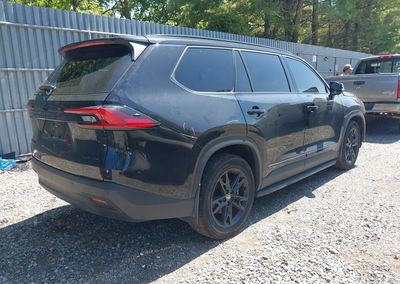 2026 Toyota Grand Highlander Hybrid Nightshade Edition, uszkodzenie: Front & Rear, Iaai lot 45662596, zdjęcie 4 z 6