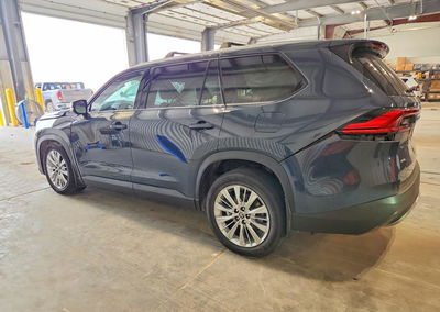 2024 Toyota Grand Highlander Platinum, пошкодження: Передня частина, Copart лот 63677336, фото 2 з 6