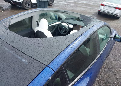 2024 Tesla Model Y Performance Dual Motor All-wheel Drive, Roof damage, Iaai lot 45680631, photo 6 of 18