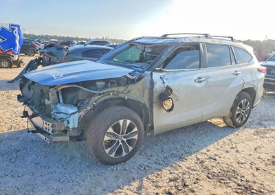 2023 Toyota Highlander Xle, пошкодження: Перекидання, Copart лот 61905476