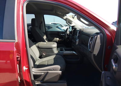 2021 Chevrolet Silverado 1500 4wd  Short Bed Lt Trail Boss, daño Trasero, Iaai lote 45662088, foto 5 de 6