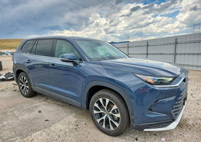 2025 Toyota Grand Highlander Hybrid Max Limited, пошкодження: Днище, Copart лот 65871146, фото 4 з 6