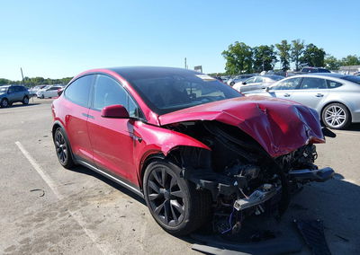 2022 Tesla Model X Plaid Tri Motor All-wheel Drive, Front End damage, Iaai lot 45241844