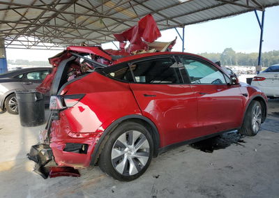 2024 Tesla Model Y, uszkodzenie: Tył, Copart lot 81385715, zdjęcie 3 z 6