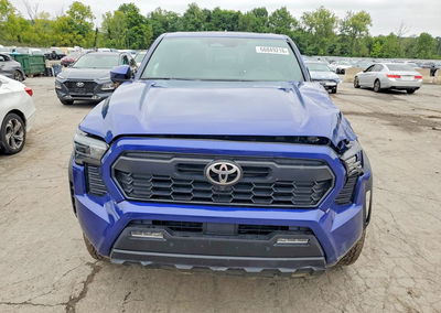 2024 Toyota Tacoma Trd Off-road, daño Frontal, Copart lote 66849216, foto 5 de 12