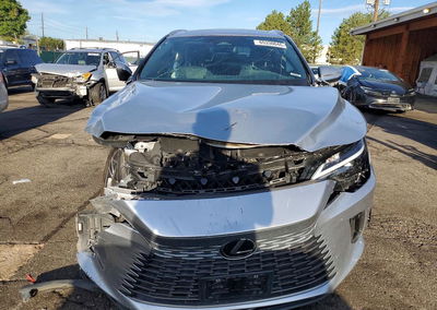 2023 Lexus Rx 350h Premium+, uszkodzenie: Całe nadwozie, Copart lot 65330046, zdjęcie 5 z 6