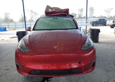 2024 Tesla Model Y, uszkodzenie: Tył, Copart lot 81385715, zdjęcie 5 z 6