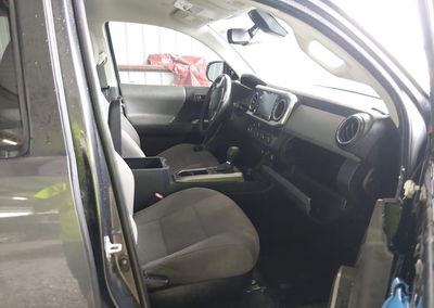 2023 Toyota Tacoma Sr5 V6, пошкодження: Передня частина, Iaai лот 45619107, фото 5 з 17