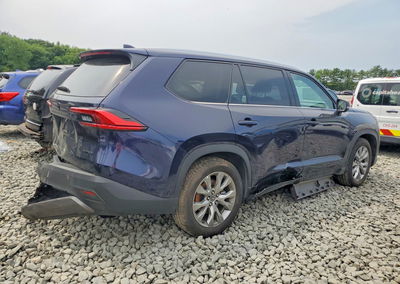 2024 Toyota Grand Highlander Limited, пошкодження: Бік, Copart лот 64463376, фото 3 з 6