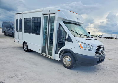 2020 Ford Transit, daño Abolladuras/rayones menores, Copart lote 64455076, foto 4 de 6