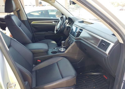 2019 Volkswagen Atlas 3.6l V6 Se W/technology, daño Trasero, Iaai lote 45896090, foto 5 de 6