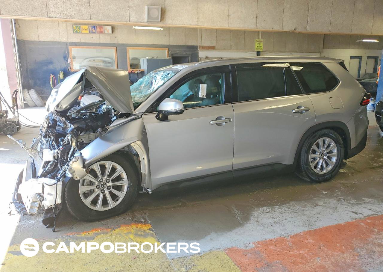 2025 Toyota Grand Highlander Xle, daño Frontal, Copart lote 67278576