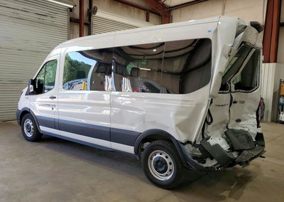 2025 Ford Trans, uszkodzenie: Tył, Copart lot 64922546, zdjęcie 2 z 6