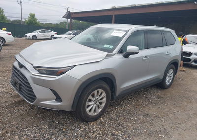 2026 Toyota Grand Highlander Xle, uszkodzenie: Front & Rear, Iaai lot 45671075, zdjęcie 2 z 6
