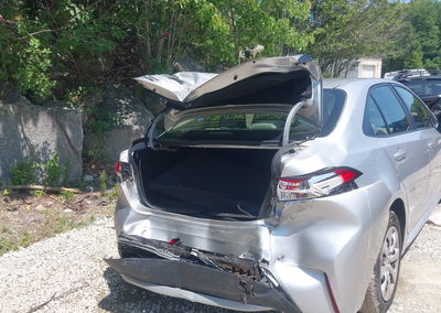 2021 Toyota Corolla Le, daño Trasero, Iaai lote 45642425, foto 6 de 6
