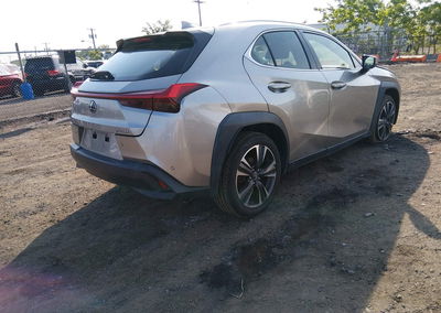 2019 Lexus Ux 200, daño Lateral izquierdo, Iaai lote 45630131, foto 4 de 6