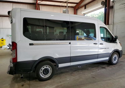 2025 Ford Trans, uszkodzenie: Tył, Copart lot 64922546, zdjęcie 3 z 6