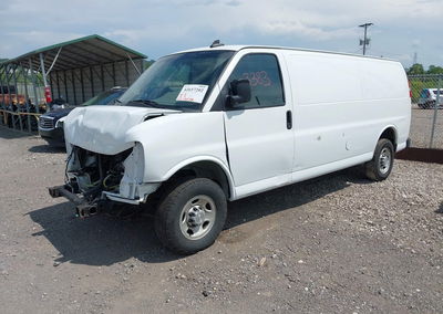 2020 Chevrolet Express Cargo Rwd 3500 Extended Wheelbase Wt, пошкодження: Передня частина, Iaai лот 42657202, фото 2 з 6