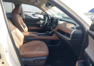 2024 Toyota Grand Highlander Platinum, пошкодження: Передня частина, Iaai лот 45742480, фото 5 з 6