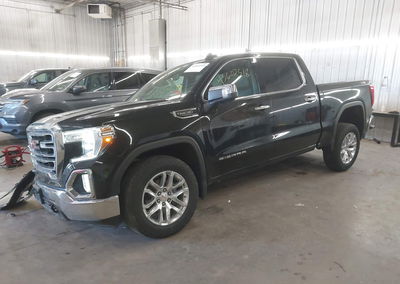 2021 Gmc Sierra 1500 4wd  Short Box Slt, uszkodzenie: Prawy przód, Iaai lot 45602518, zdjęcie 2 z 17
