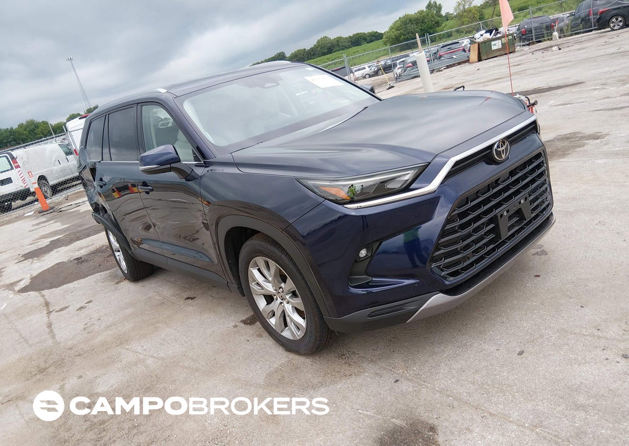 2026 Toyota Grand Highlander Hybrid Limited, пошкодження: Правий зад, Iaai лот 45757237