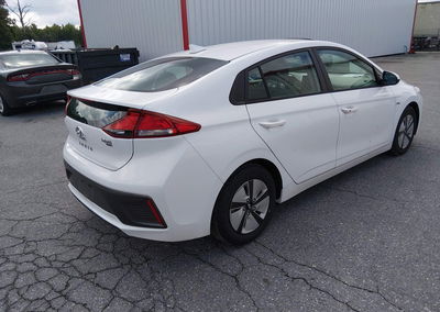 2020 Hyundai Ioniq Hybrid Blue, daño Normal Wear & Tear, Iaai lote 45741346, foto 4 de 6