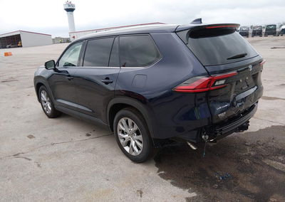 2026 Toyota Grand Highlander Hybrid Limited, пошкодження: Правий зад, Iaai лот 45757237, фото 3 з 6
