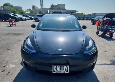 2022 Tesla Model 3, daño Trasero, Copart lote 62112506, foto 5 de 6