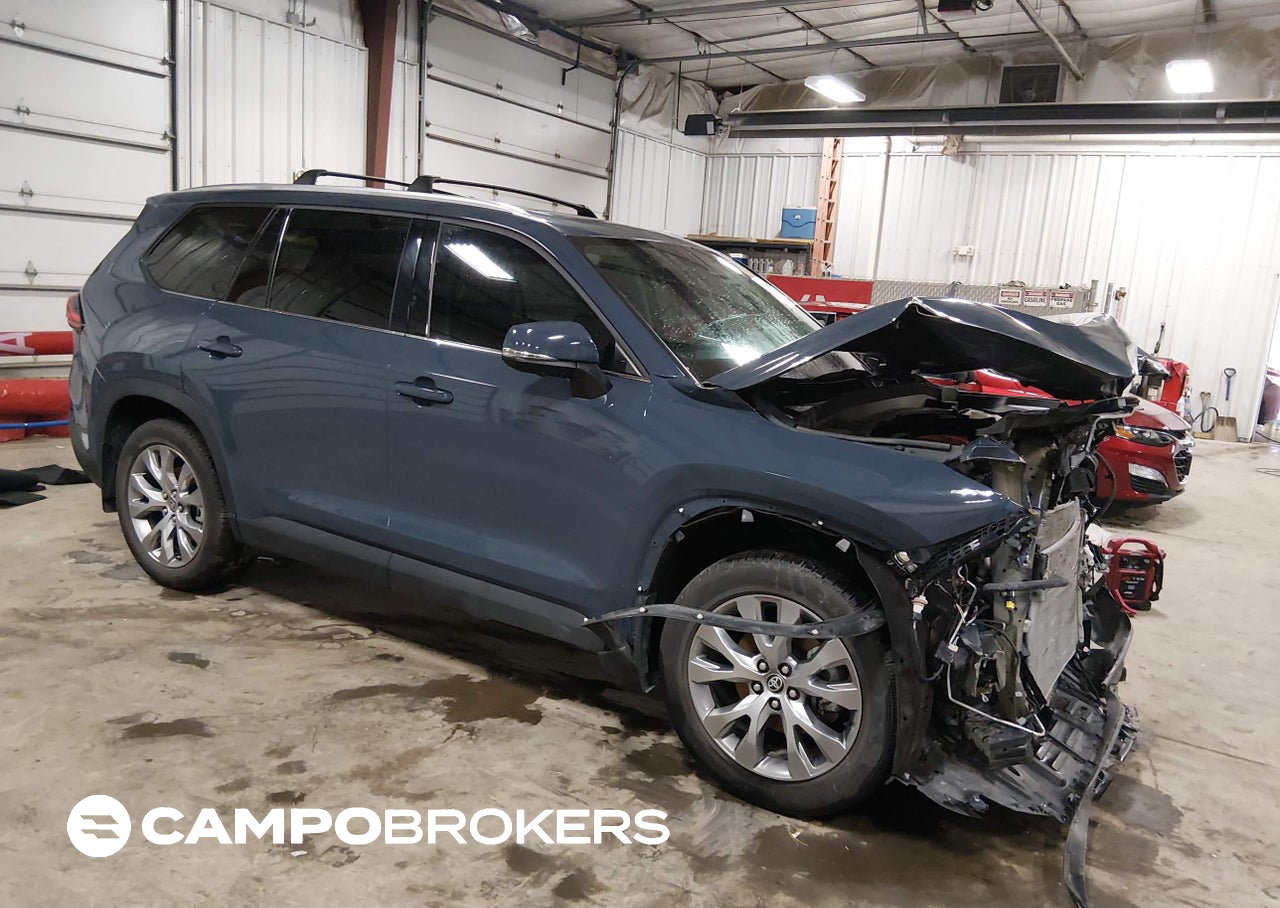 2024 Toyota Grand Highlander Hybrid Limited, Front End damage, Iaai lot 45193090