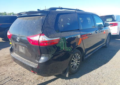 2019 Toyota Sienna Xle 8 Passenger, daño Front & Rear, Iaai lote 45094763, foto 4 de 6