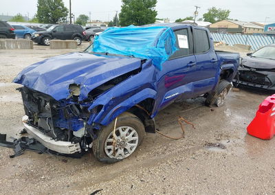 2025 Toyota Tacoma Sr5, uszkodzenie: Front & Rear, Iaai lot 45400326, zdjęcie 2 z 6