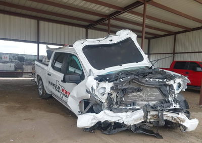2022 Chevrolet Silverado 1500 2wd  Short Bed Custom, Front End damage, Iaai lot 45636475