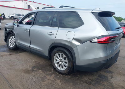 2024 Toyota Grand Highlander Xle, пошкодження: Лівий бік, Iaai лот 45651638, фото 3 з 6