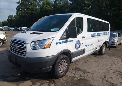 2019 Ford Transit-350 Xlt, daño Lateral izquierdo, Iaai lote 45661341, foto 2 de 6