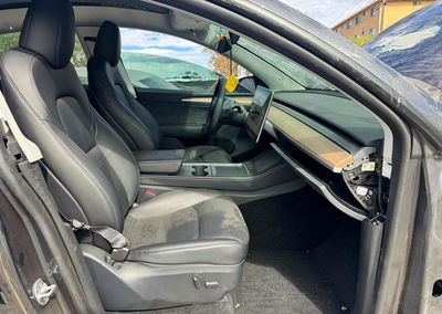 2024 Tesla Model Y, daño Generalizado, Copart lote 68331896, foto 5 de 12