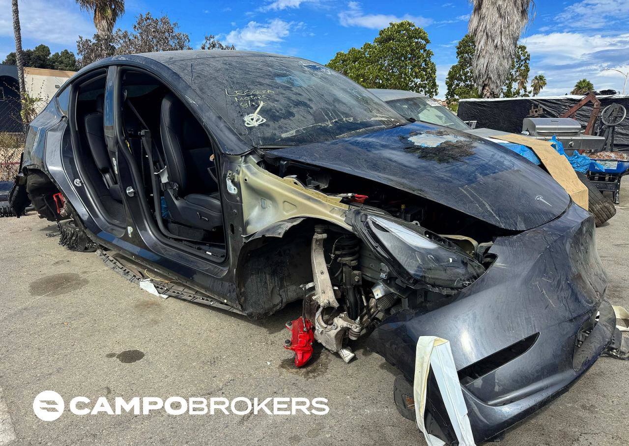 2024 Tesla Model Y, daño Generalizado, Copart lote 68331896