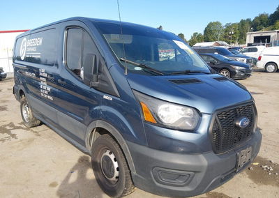 2023 Ford Transit-250, daño Frontal izquierdo, Iaai lote 45916415