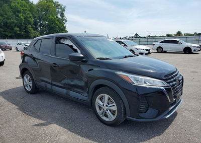 2021 Nissan Kicks S, uszkodzenie: Bok, Copart lot 64846296, zdjęcie 4 z 15