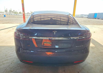 2020 Tesla Model S, daño Frontal, Copart lote 66234876, foto 6 de 13