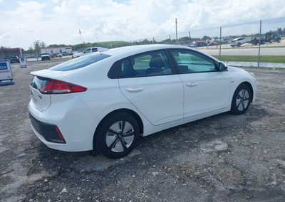 2020 Hyundai Ioniq Hybrid Blue, uszkodzenie: Normal Wear & Tear, Iaai lot 45432251, zdjęcie 4 z 6