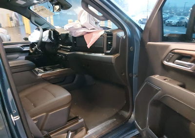 2025 Chevrolet Silverado 3500hd 4wd  Long Bed Lt, Left Side damage, Iaai lot 43883541, photo 5 of 6