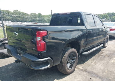 2021 Chevrolet Silverado 1500 4wd  Short Bed Lt Trail Boss, Front End damage, Iaai lot 45657800, photo 4 of 17