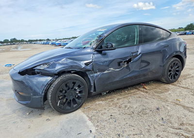 2023 Tesla Model Y, Side damage, Copart lot 67662626