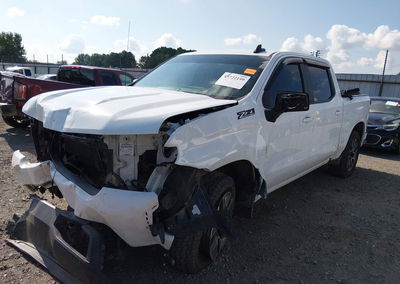 2021 Chevrolet Silverado 1500 4wd  Short Bed Rst, Front End damage, Iaai lot 45722199, photo 2 of 6