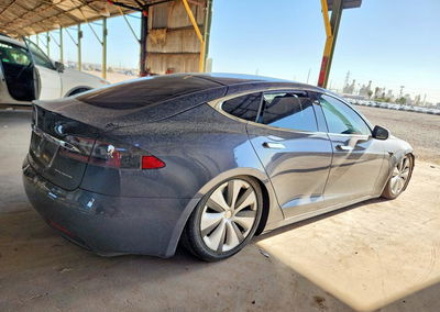 2020 Tesla Model S, daño Frontal, Copart lote 66234876, foto 3 de 13
