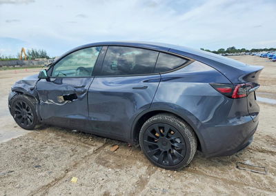 2023 Tesla Model Y, Side damage, Copart lot 67662626, photo 2 of 6