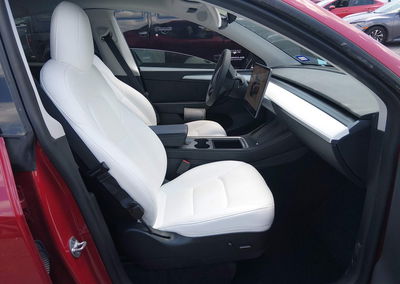 2022 Tesla Model Y Long Range Dual Motor All-wheel Drive, uszkodzenie: Lewy przód, Iaai lot 45567542, zdjęcie 5 z 6